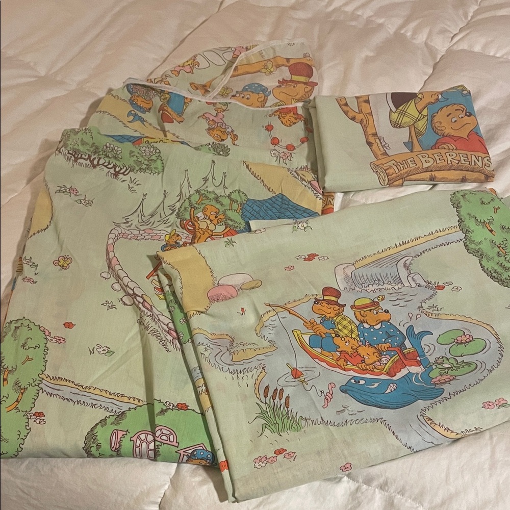 Vintage Nostalgia Berenstain Bears Twin Bed Sheet Set